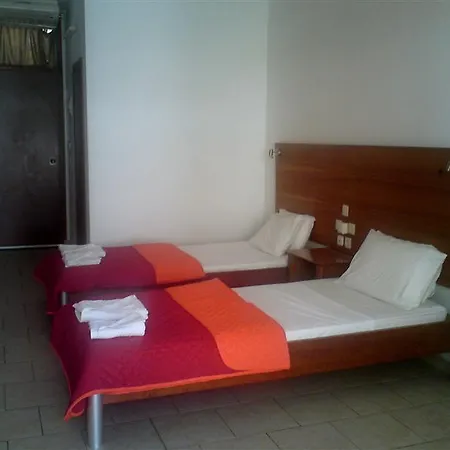 Coliseum & Hotel 3*