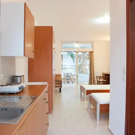 Coliseum & Ξενοδοχείο