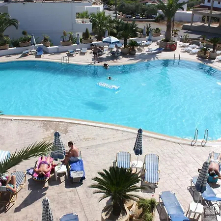 Otel Coliseum & Pefki